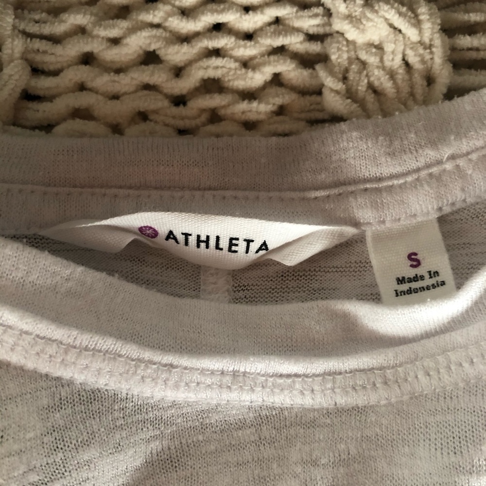 Athleta mesh Tank - Picture 5 of 5